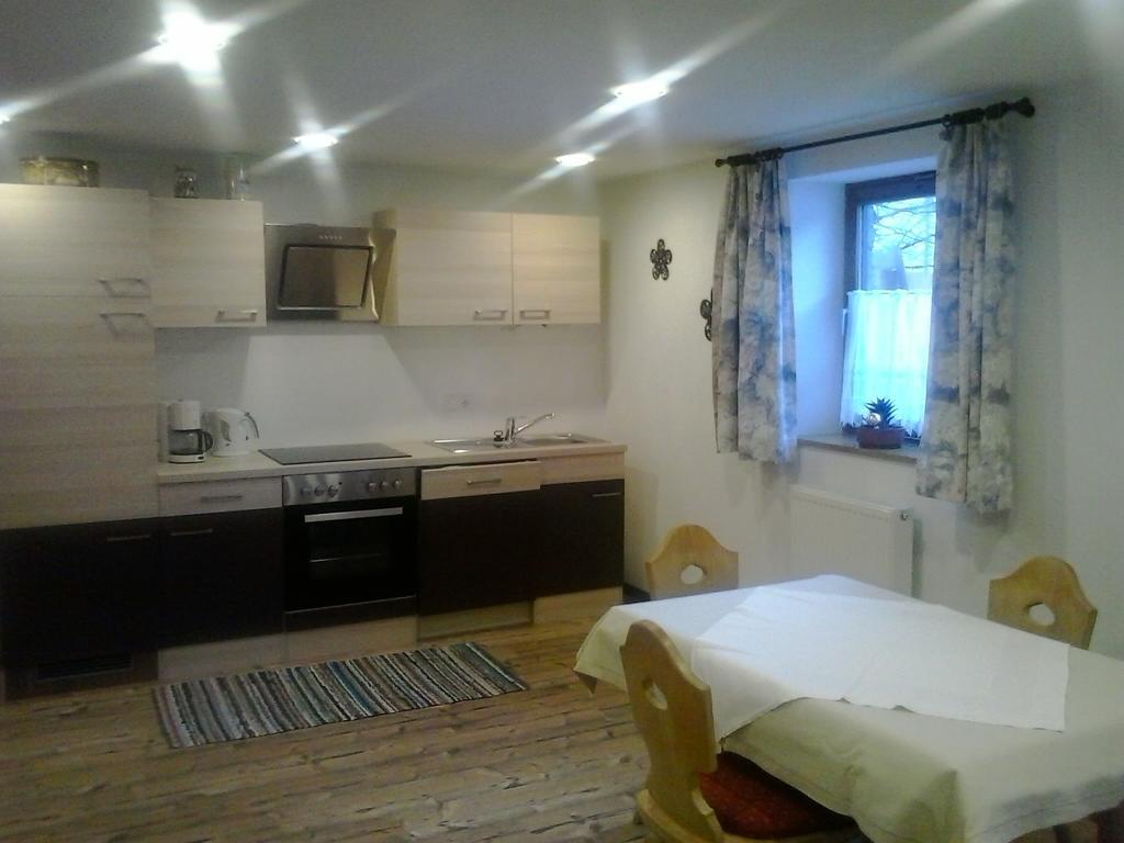 Haus Bacher Tux Room photo