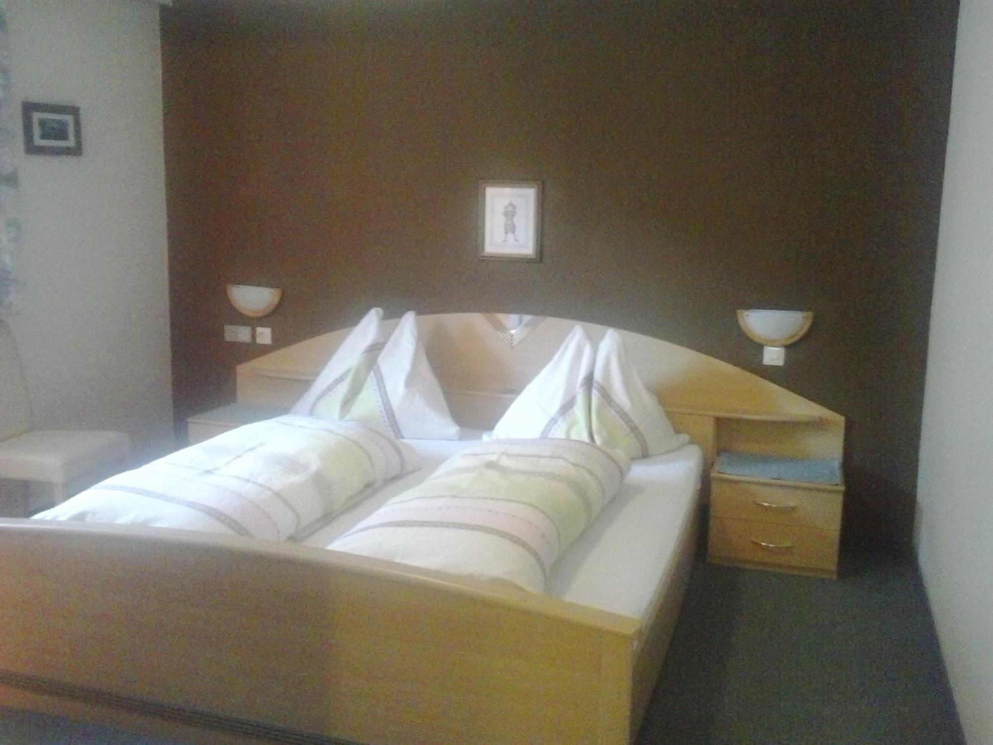 Haus Bacher Tux Room photo